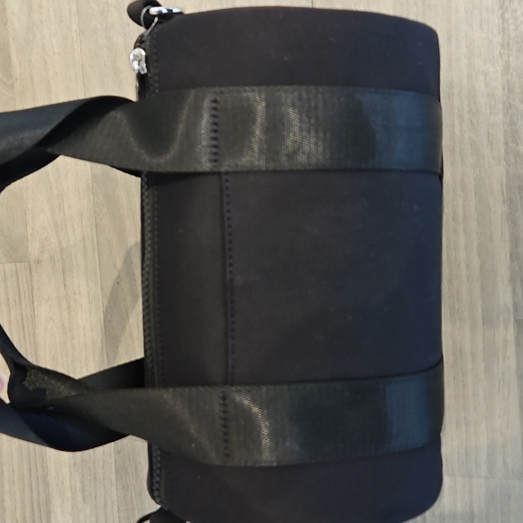 Lululemon knot nylon mini barrel duffle - Picture 3 of 4